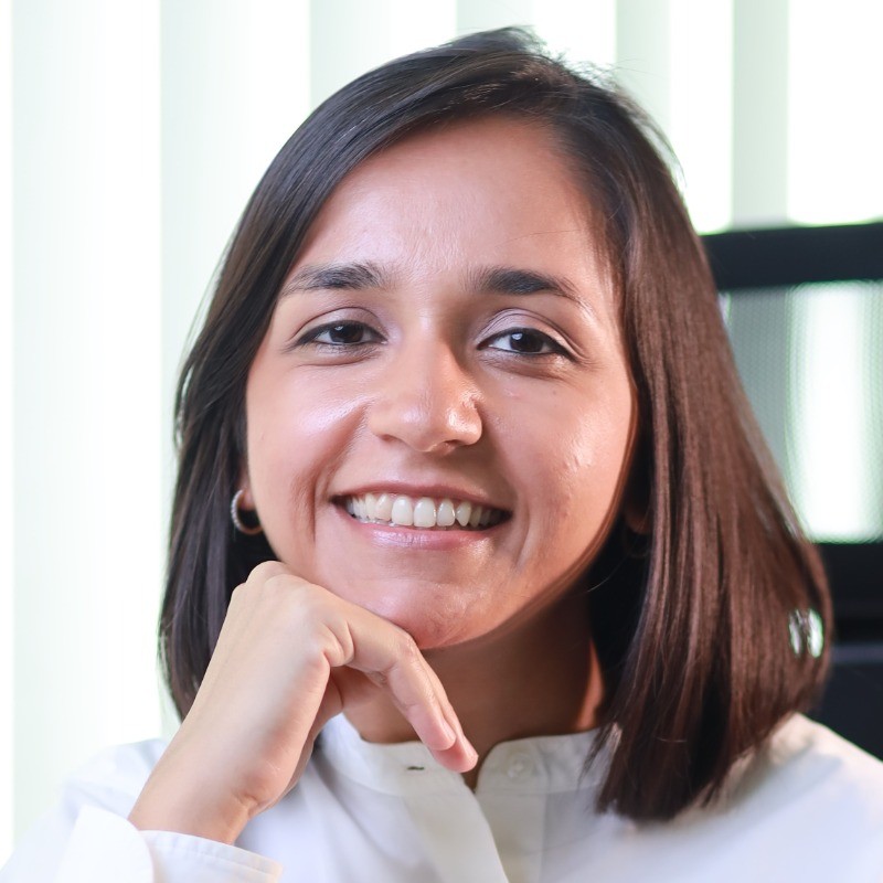 Ruchi, college counselor