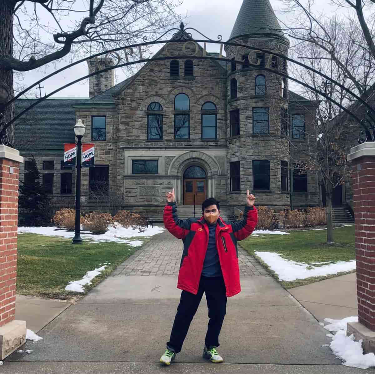 My Journey as a Filipino STEM Student at Hope College with a merit scholarship