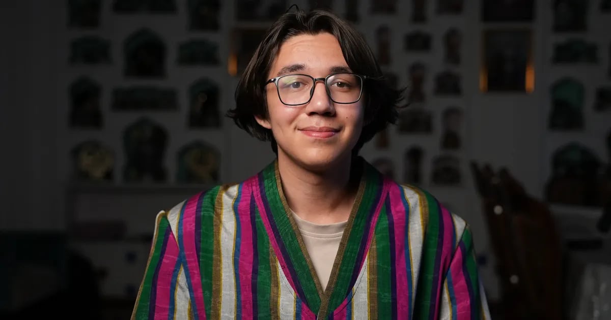 From Bukhara to Stanford: How minecraft and research led me to T10s